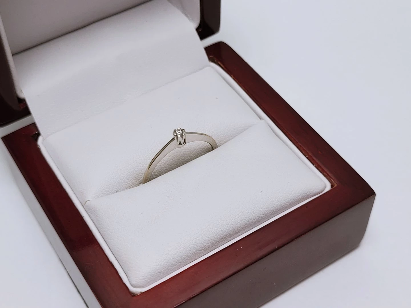 zloty-pierscionek-z-diamentem-102g-585-002ct-kamien-17088-8