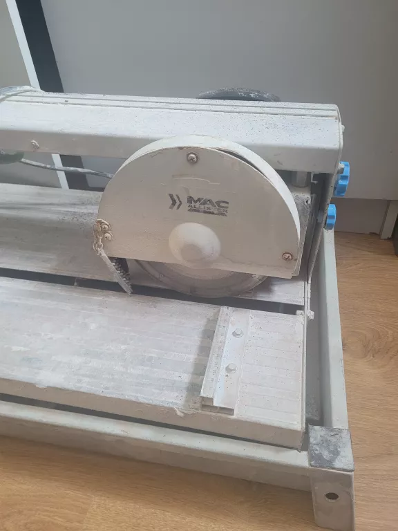 przecinarka-do-plytek-dedra-ded7827-stan-uzywany