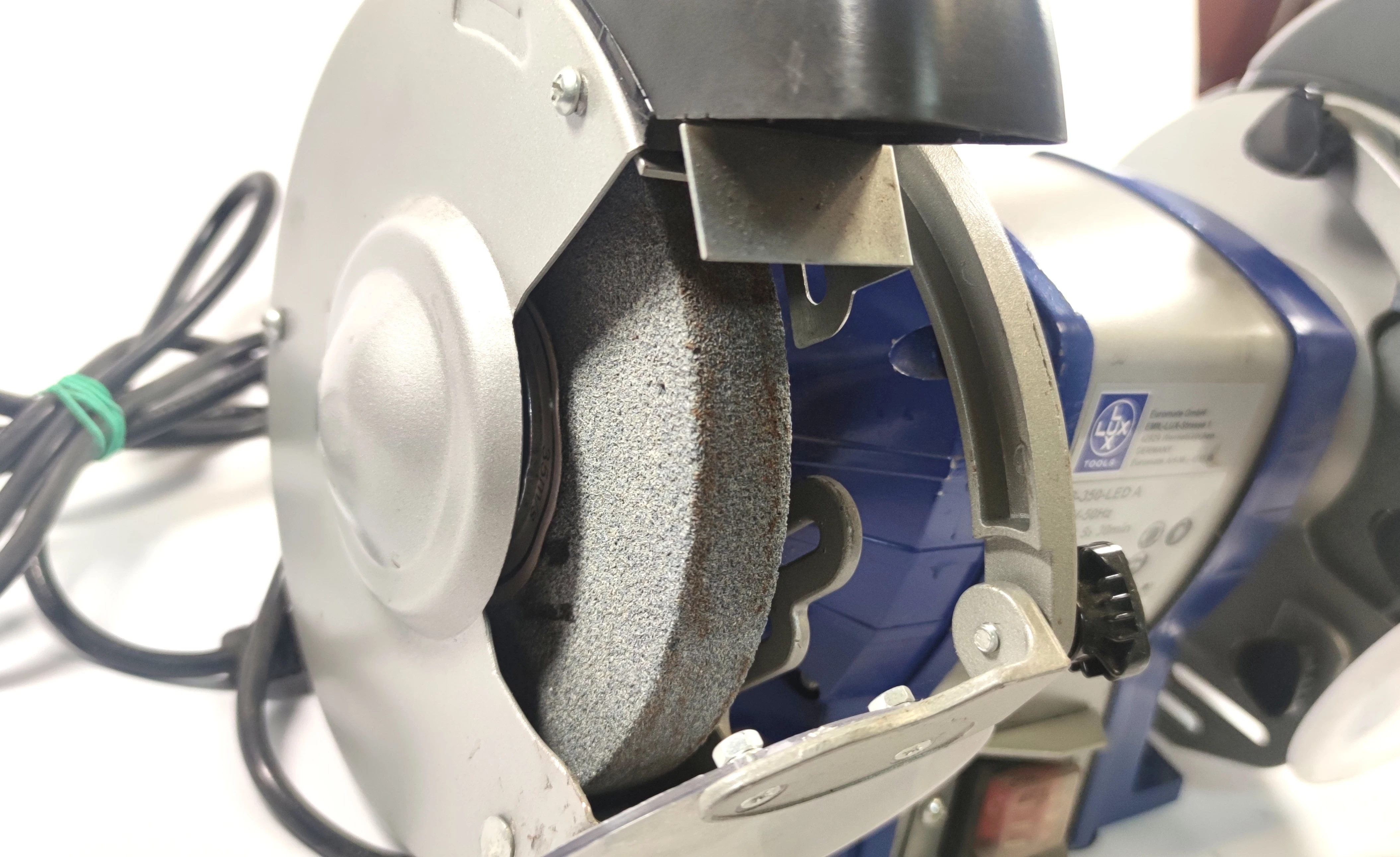 pilarka-stolowa-lux-tools-ds-350-maksymalna-moc-350