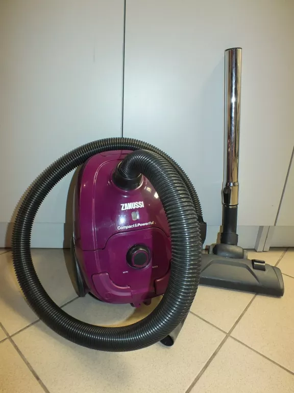 ODKURZACZ ZANUSSI ZANSC10