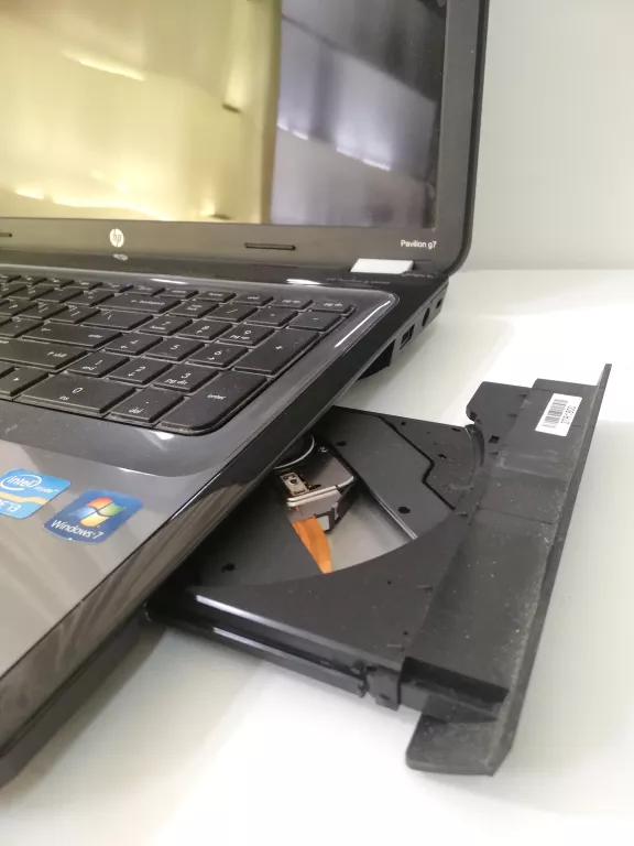 LAPTOP HP PAVILION G7