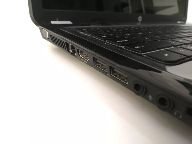 LAPTOP HP PAVILION G7