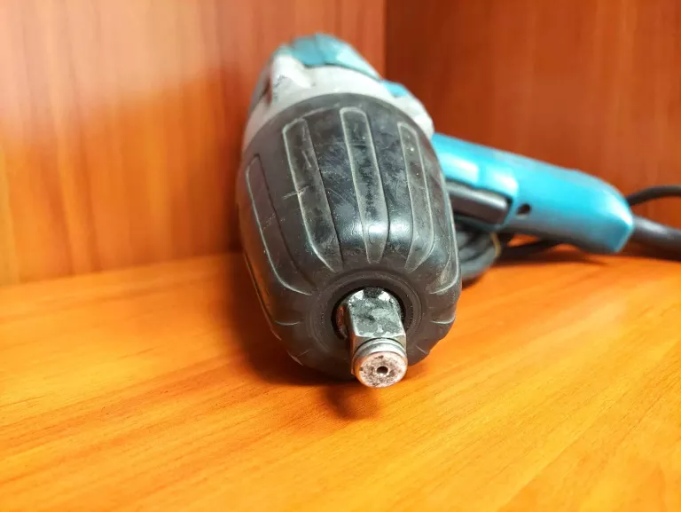 MAKITA 6905B ZAKRĘTARKA KLUCZ UDAROWY 1/2 340W