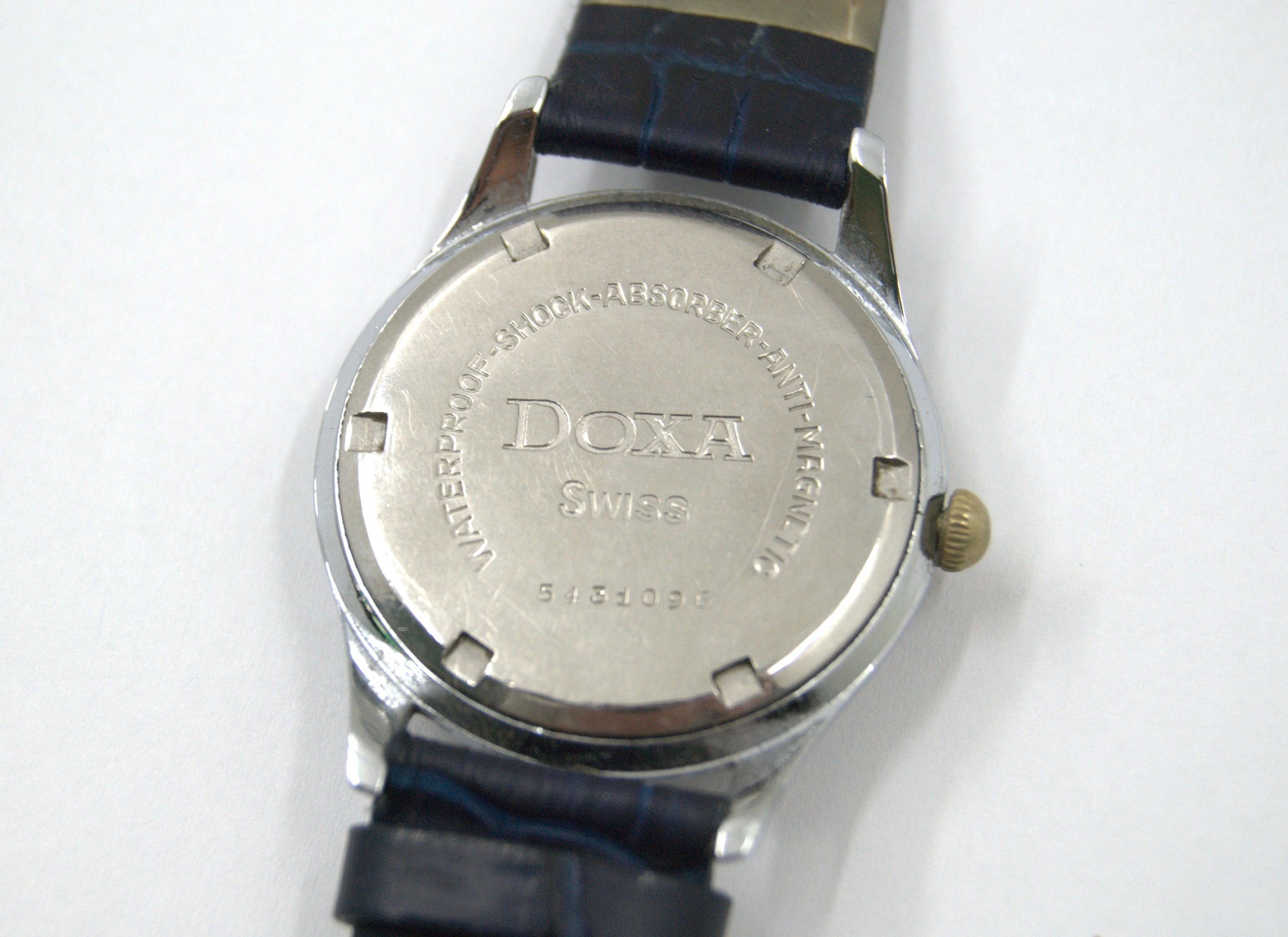 zegarek-doxa-antimagnetique-stan-nie-wymaga-renowacji