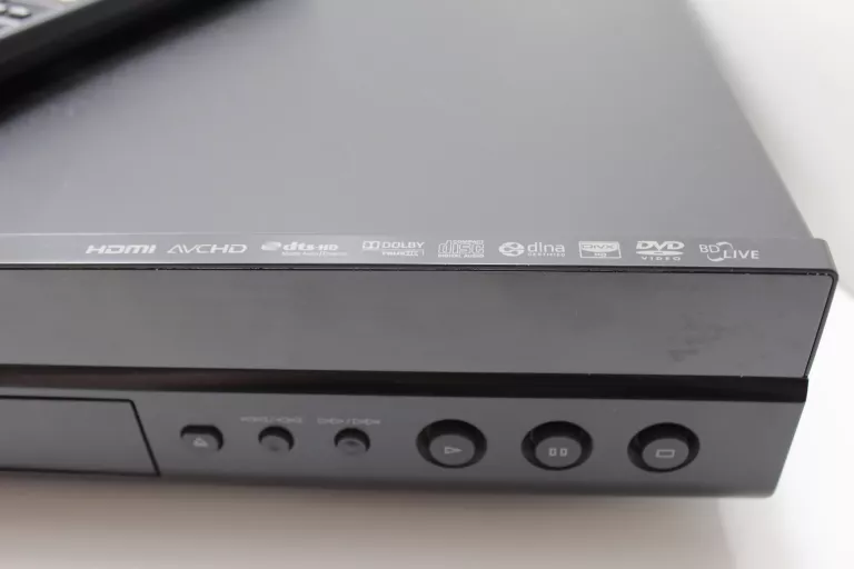 YAMAHA BLU RAY BD-S667