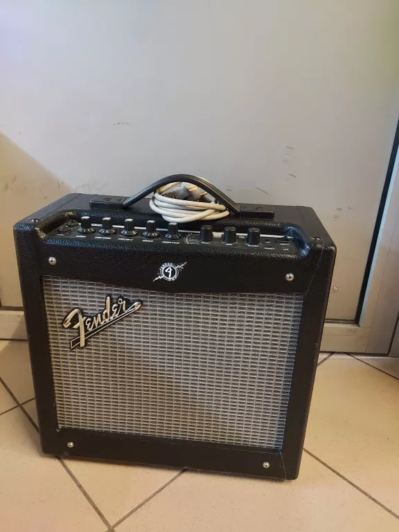 wzmacniacz-gitarowy-fender-mustang-v2-pl-zygmunta-starego-17-sc-grodzisk