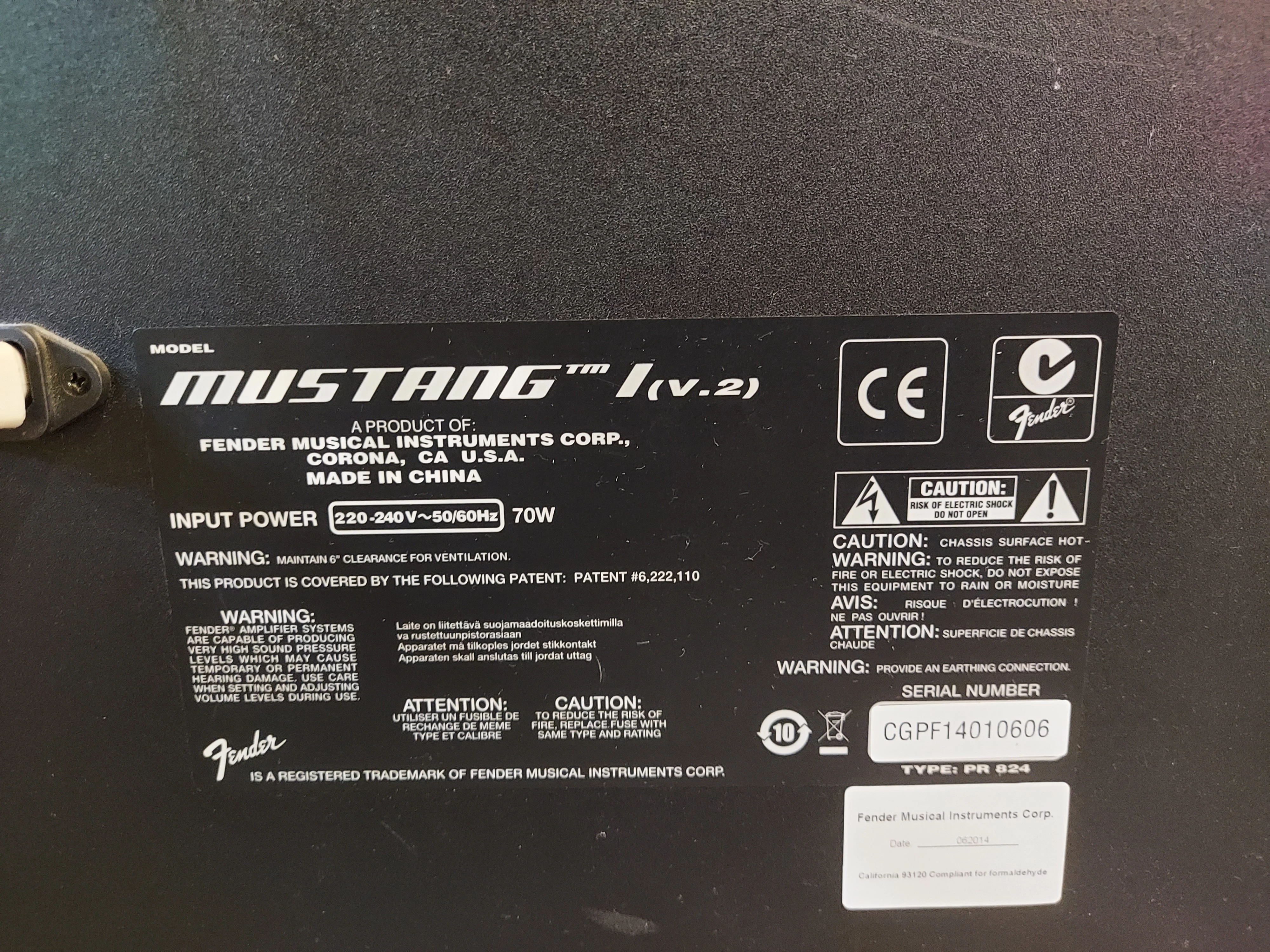 wzmacniacz-gitarowy-fender-mustang-v2-stan-uzywany