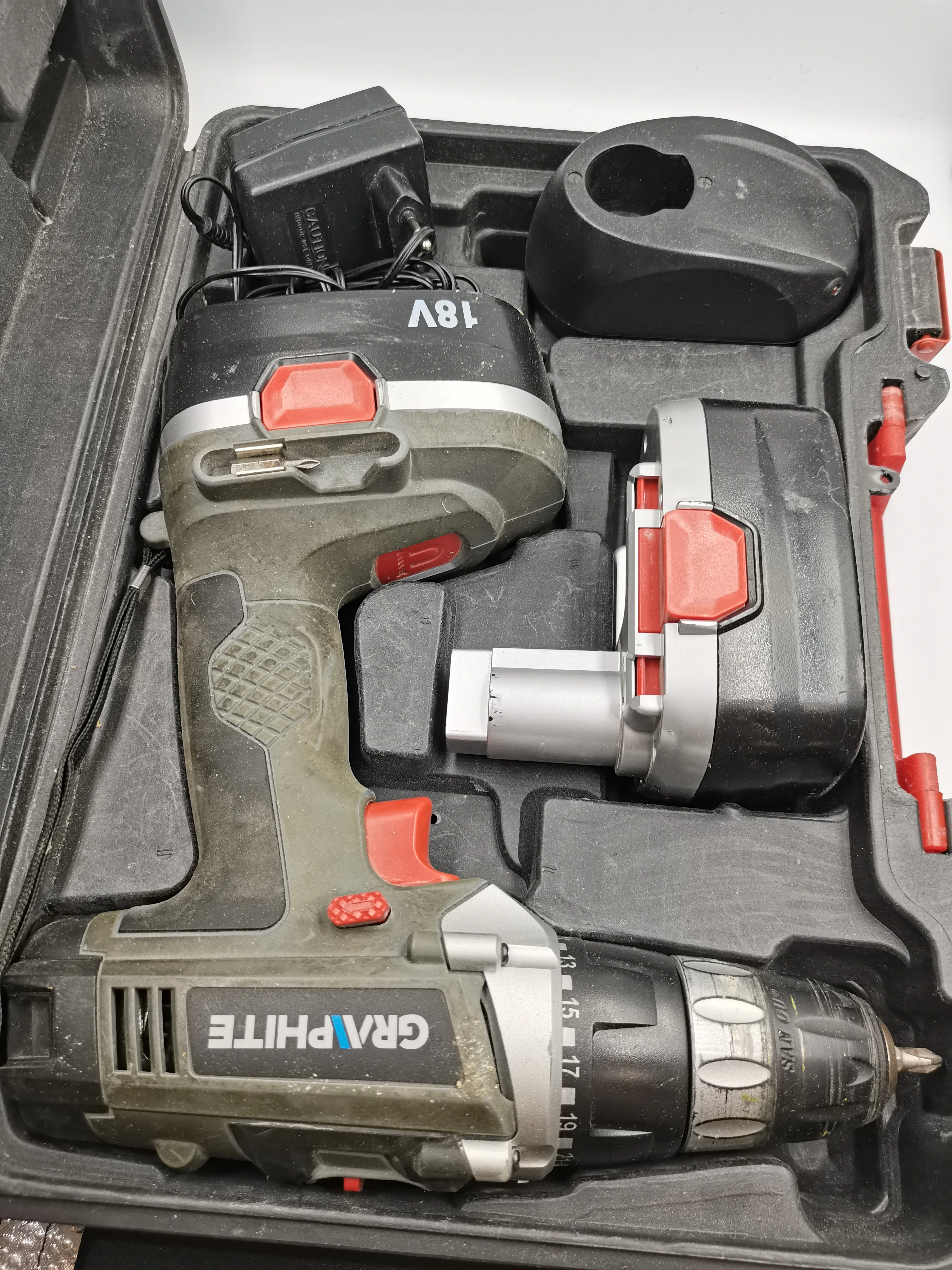 wkretarka-graphite-58g121-at-okazja-1-maja-191-bialogard