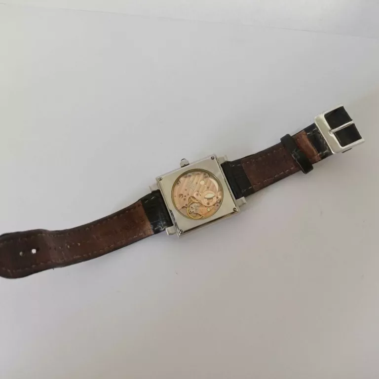 ZEGAREK GIVENCHY CHRONOMETER OPIS