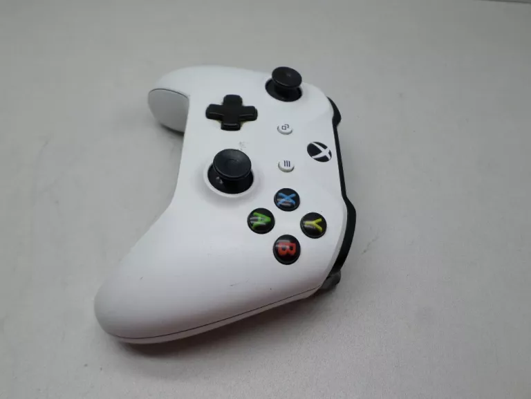 PAD XBOX ONE BIAŁY LEWY ANALOG W PADZIE NIE DZIAŁ