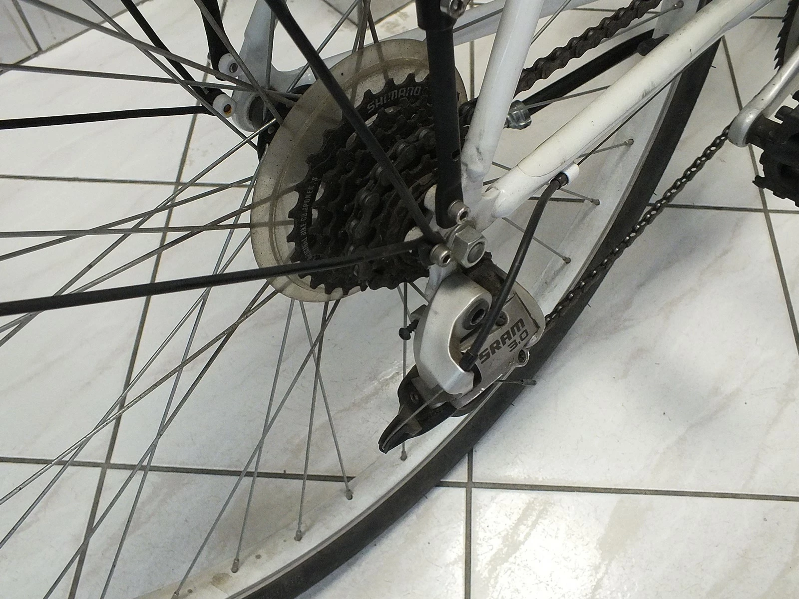 rower-decathlon-btwin-original-300-pedaly-platformowe