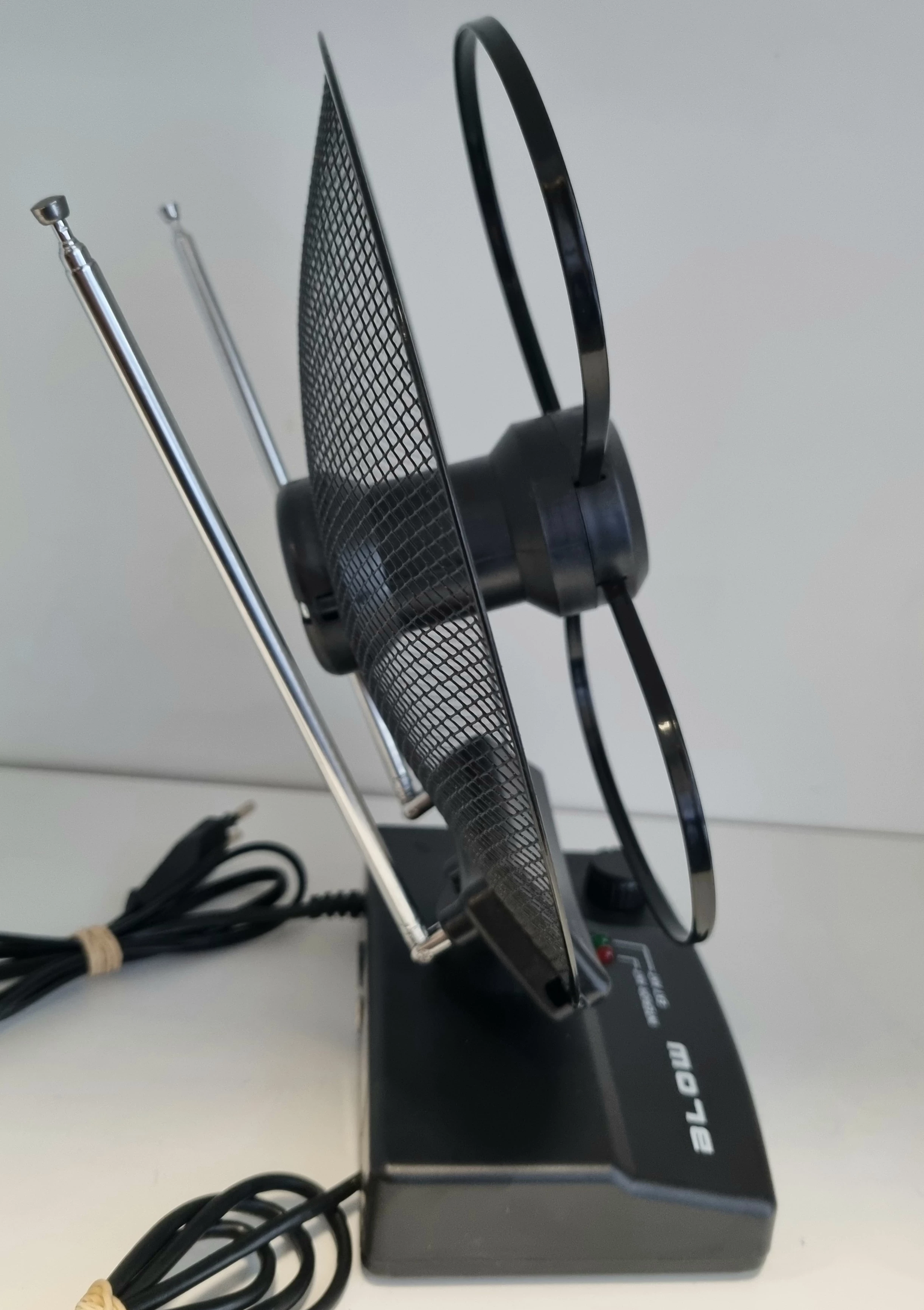 uszkodz-antena-pokojowa-blow-atd-17-dvbt-kpl-marka-blow