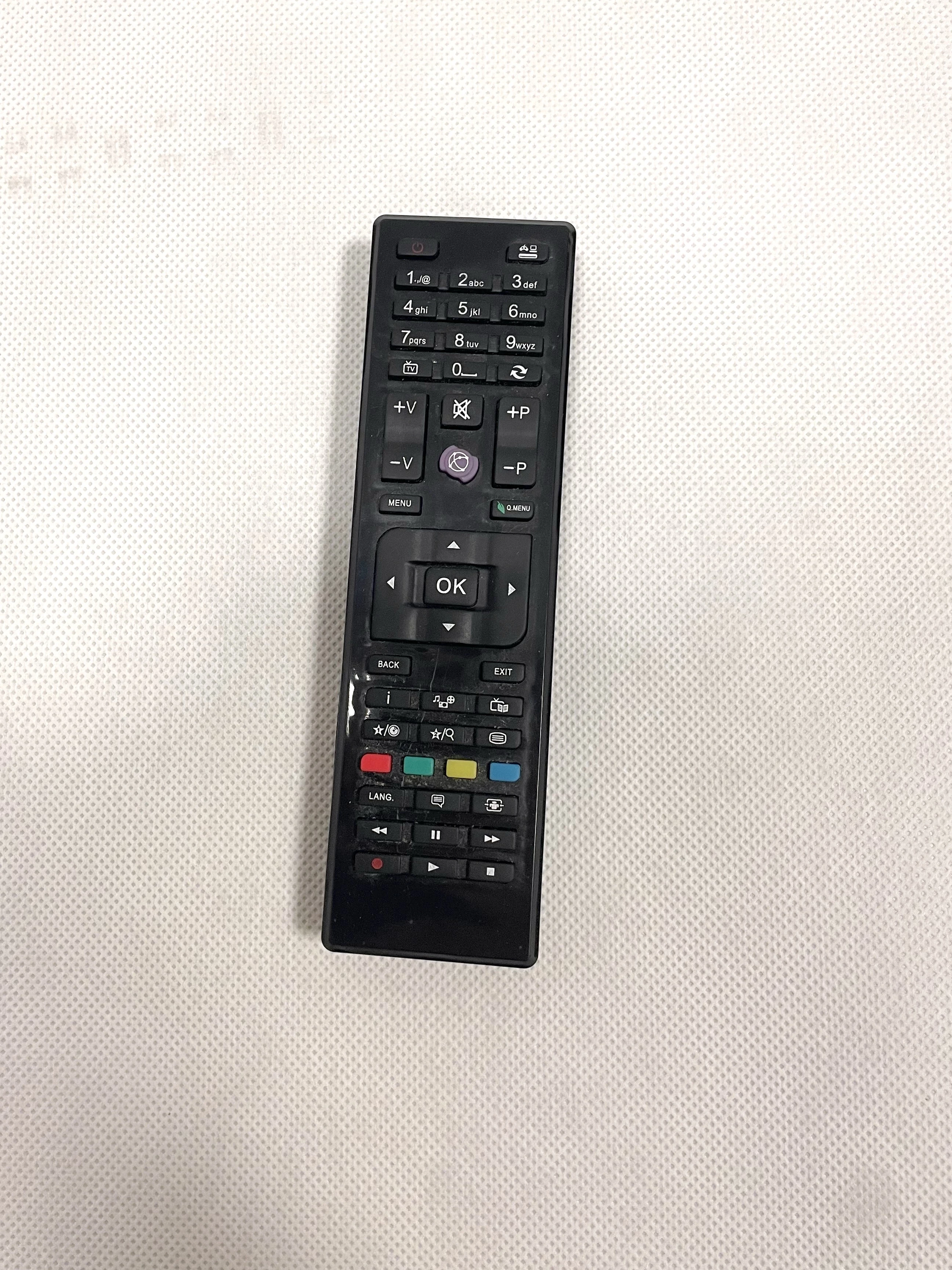 telewizor-technika-22-lf904ss13-pilot-marka-technika