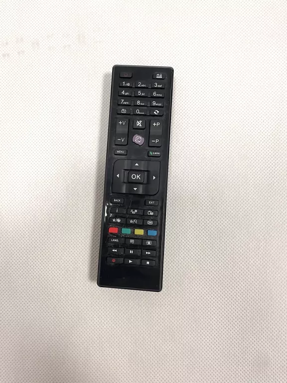 telewizor-technika-22-lf904ss13-pilot-marka-technika