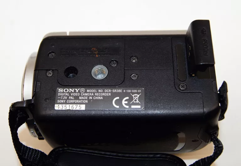 KAMERA CYFROWA SONY DCR-SR38E