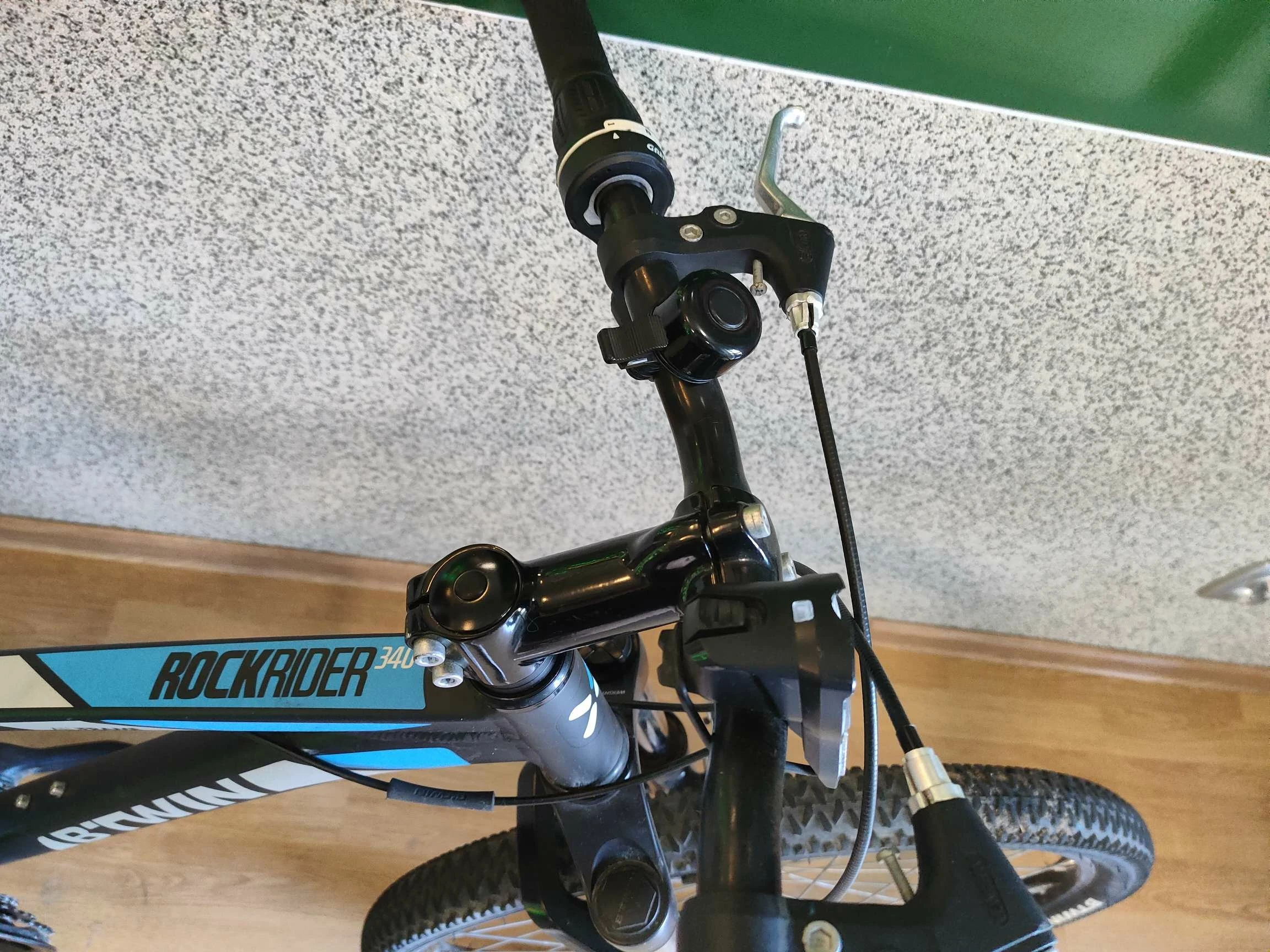 rower-btwin-rockrider-340-rama-xs-kola-26-rozmiar-kola-26