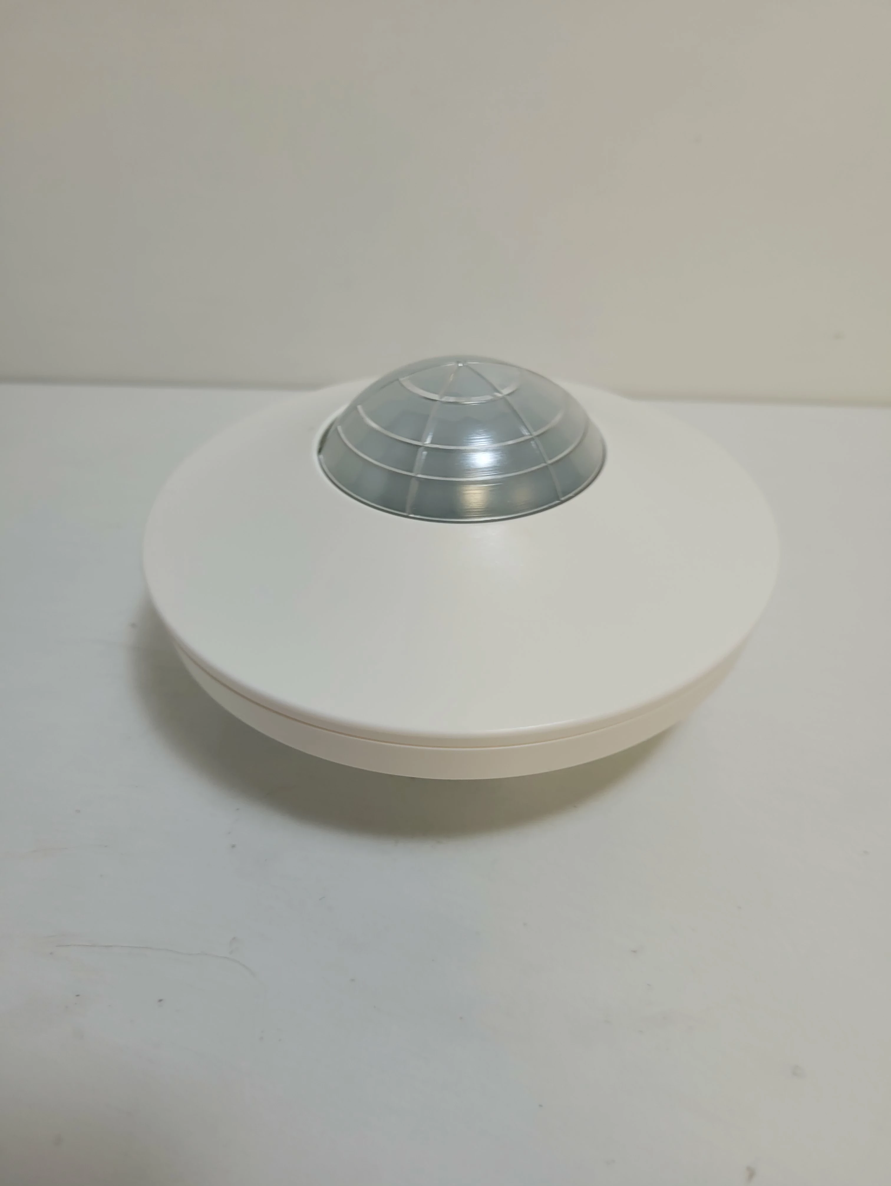 czujnik-ruchu-esylux-pd-c-3608-typ-alarmu-395-2