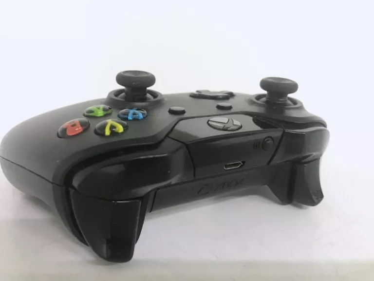 PAD XBOX ONE CZARNY ORYGINALNY