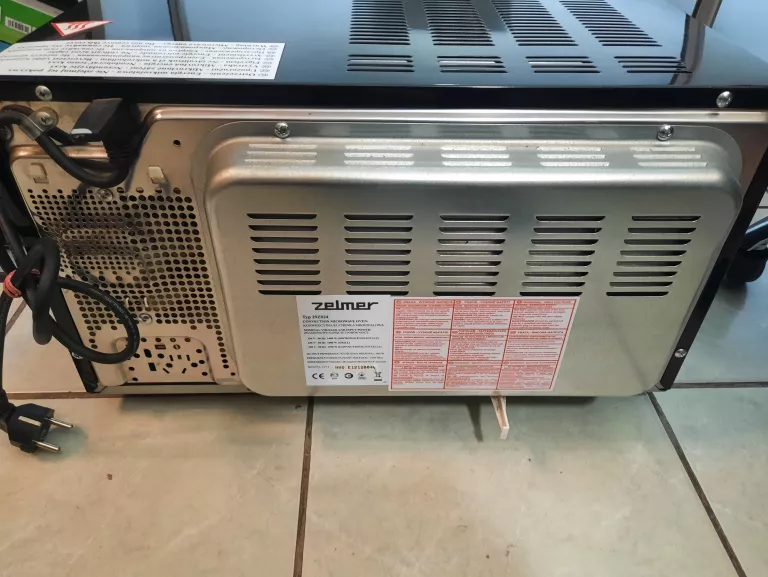KUCHENKA MIKROFALOWA ZELMER ZMW3150B