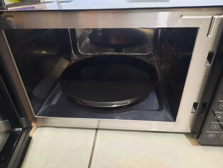 KUCHENKA MIKROFALOWA ZELMER ZMW3150B