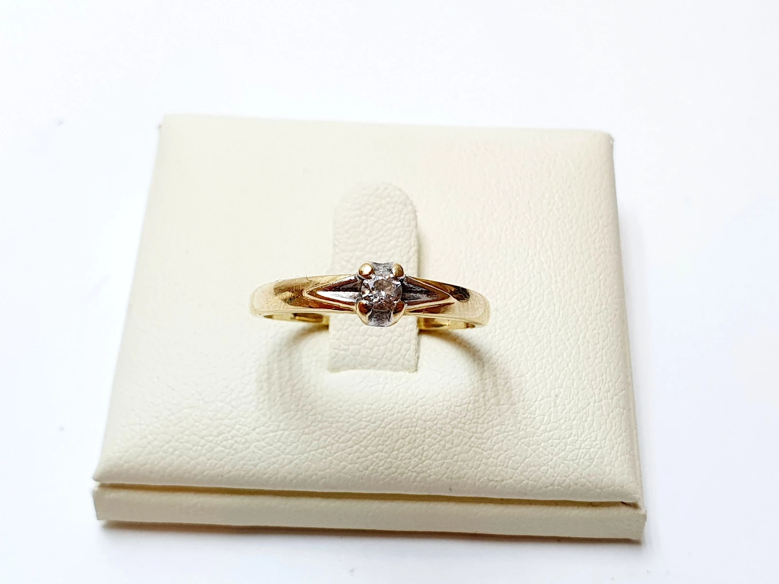 przepiekny-zloty-pierscionek-585-146g-r14-kosciuszki-34-trzcianka