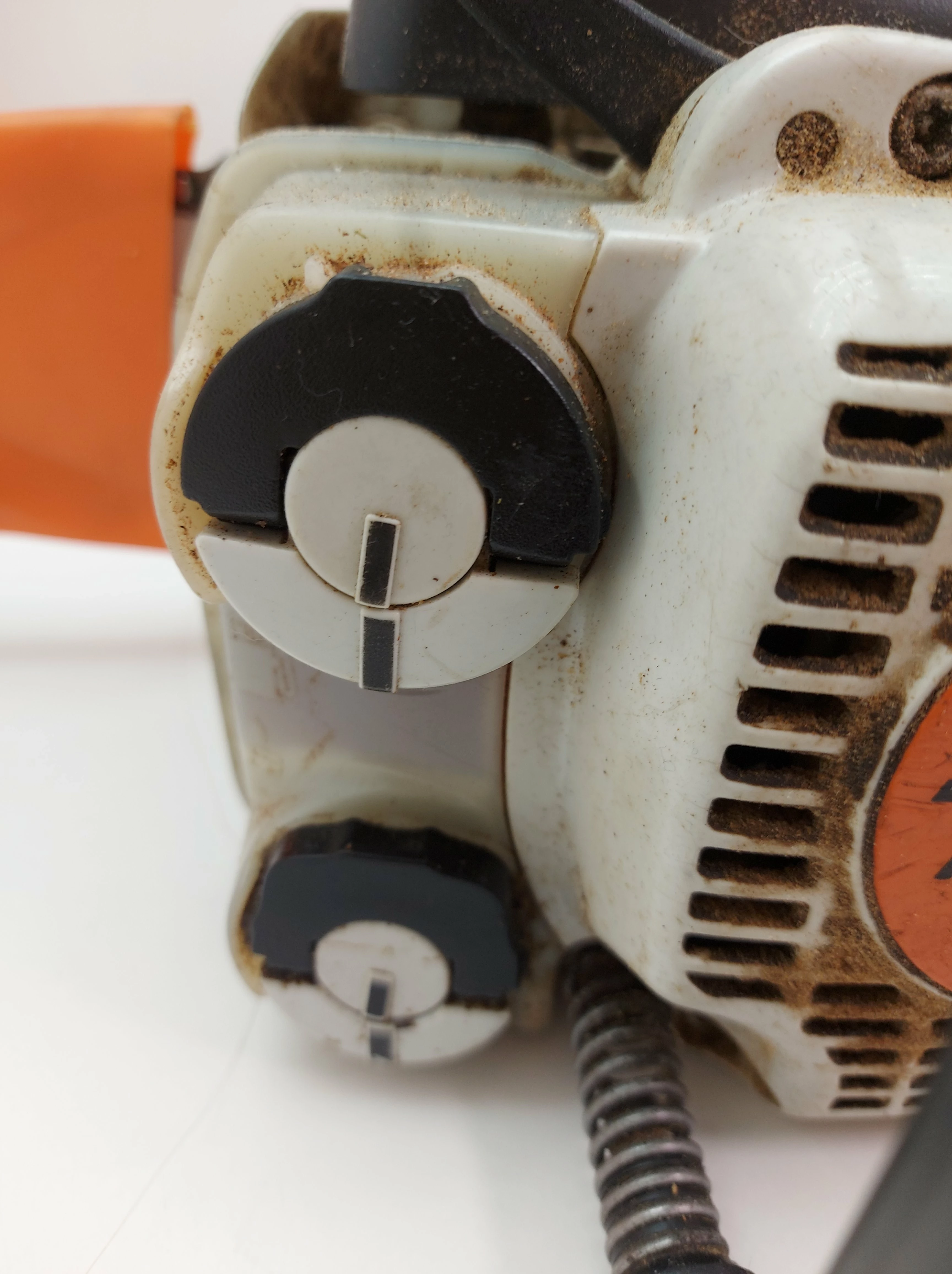 pila-spalinowa-stihl-ms-192-c-zasilanie-spalinowe