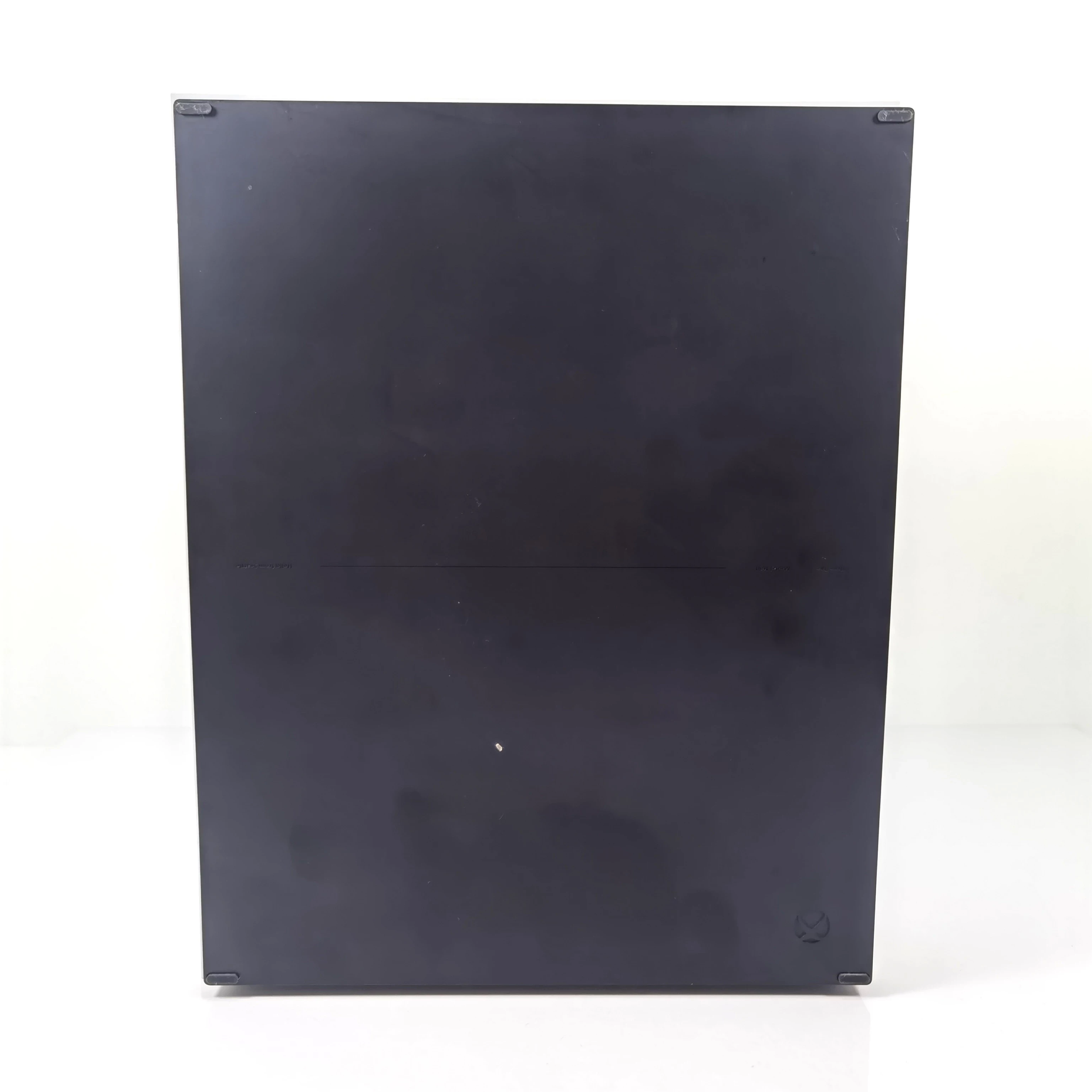 konsola-xbox-one-s-1tb-all-digital-1681-liczba-kontrolerow-w-zestawie-brak