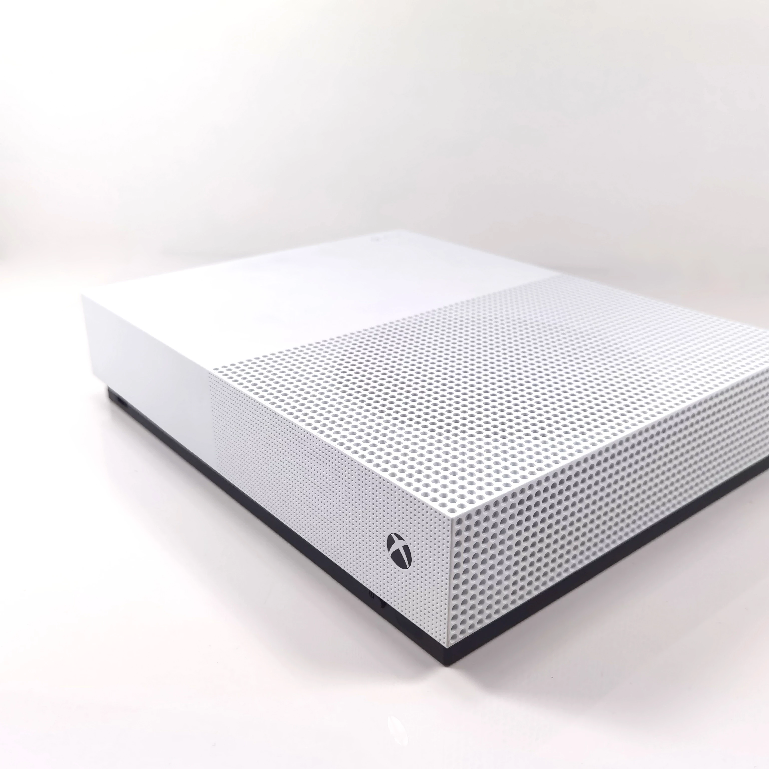 konsola-xbox-one-s-1tb-all-digital-1681-stan-uzywany