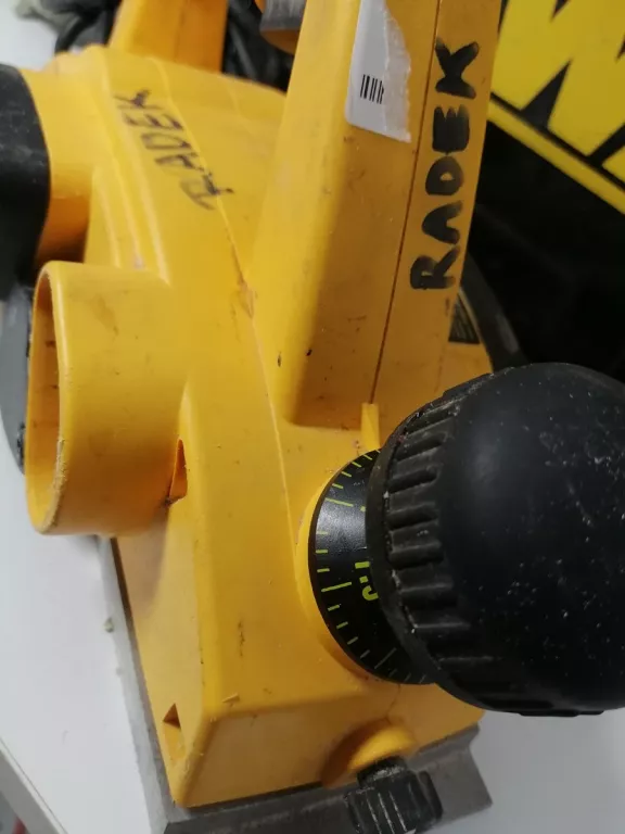 STRUG RĘCZNY HEBEL ELEKTRYCZNY 2,5MM DEWALT DW680