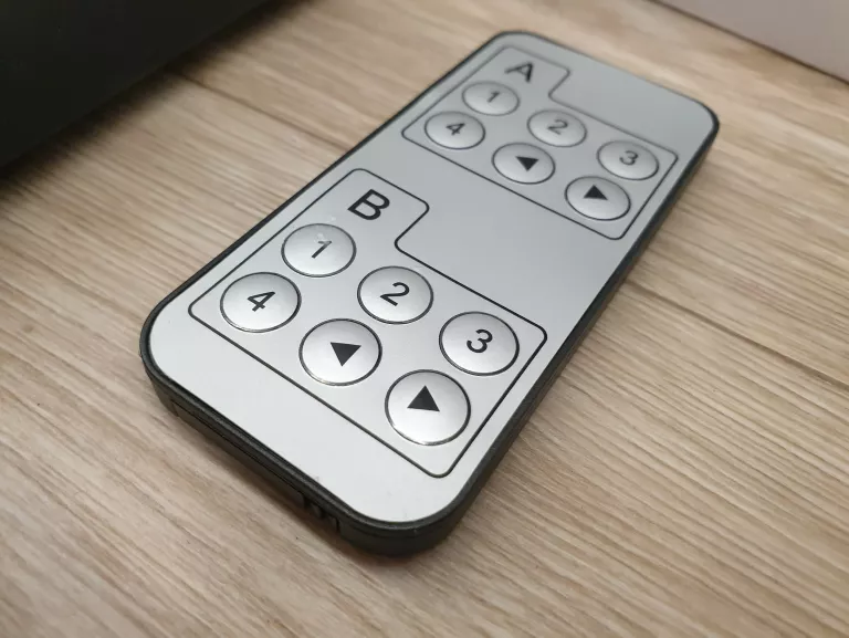 PRZEŁĄCZNIK HDMI 4K MATRIX 4X2 DIGITUS KOMPLET