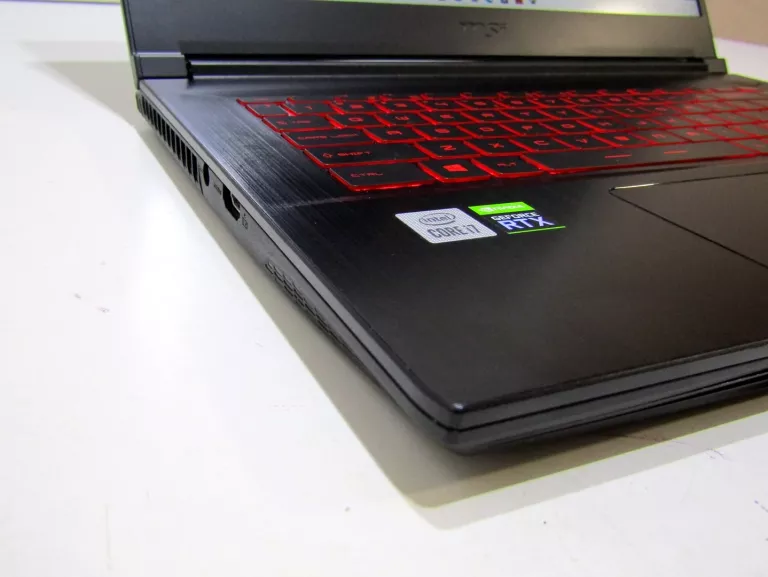 LAPTOP MSI GF65 THIN 10UE I7/8GB/512/RTX3060 FV!