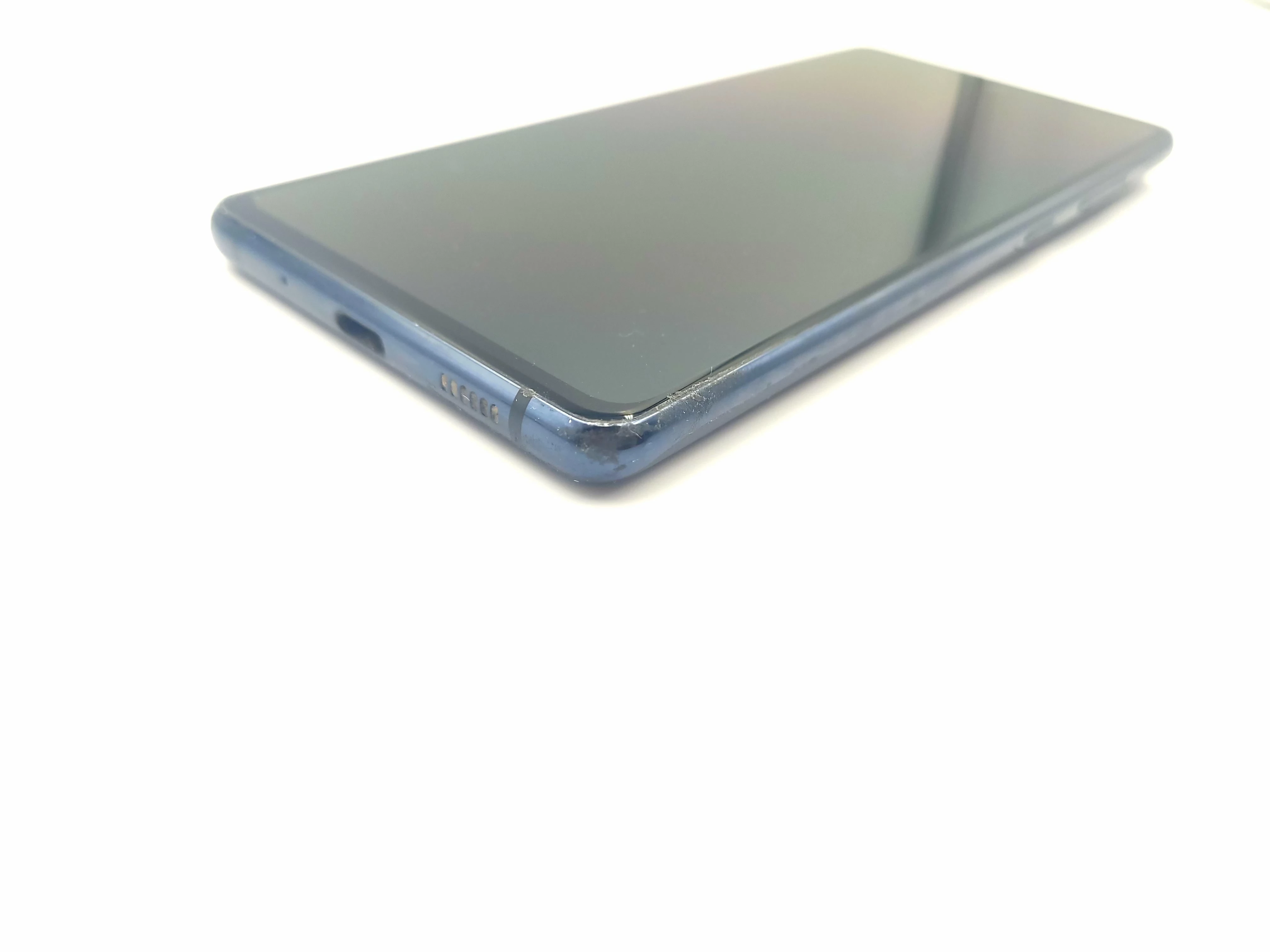 telefon-samsung-galaxy-s20-fe-5g-komplet-pamiec-ram-6-gb