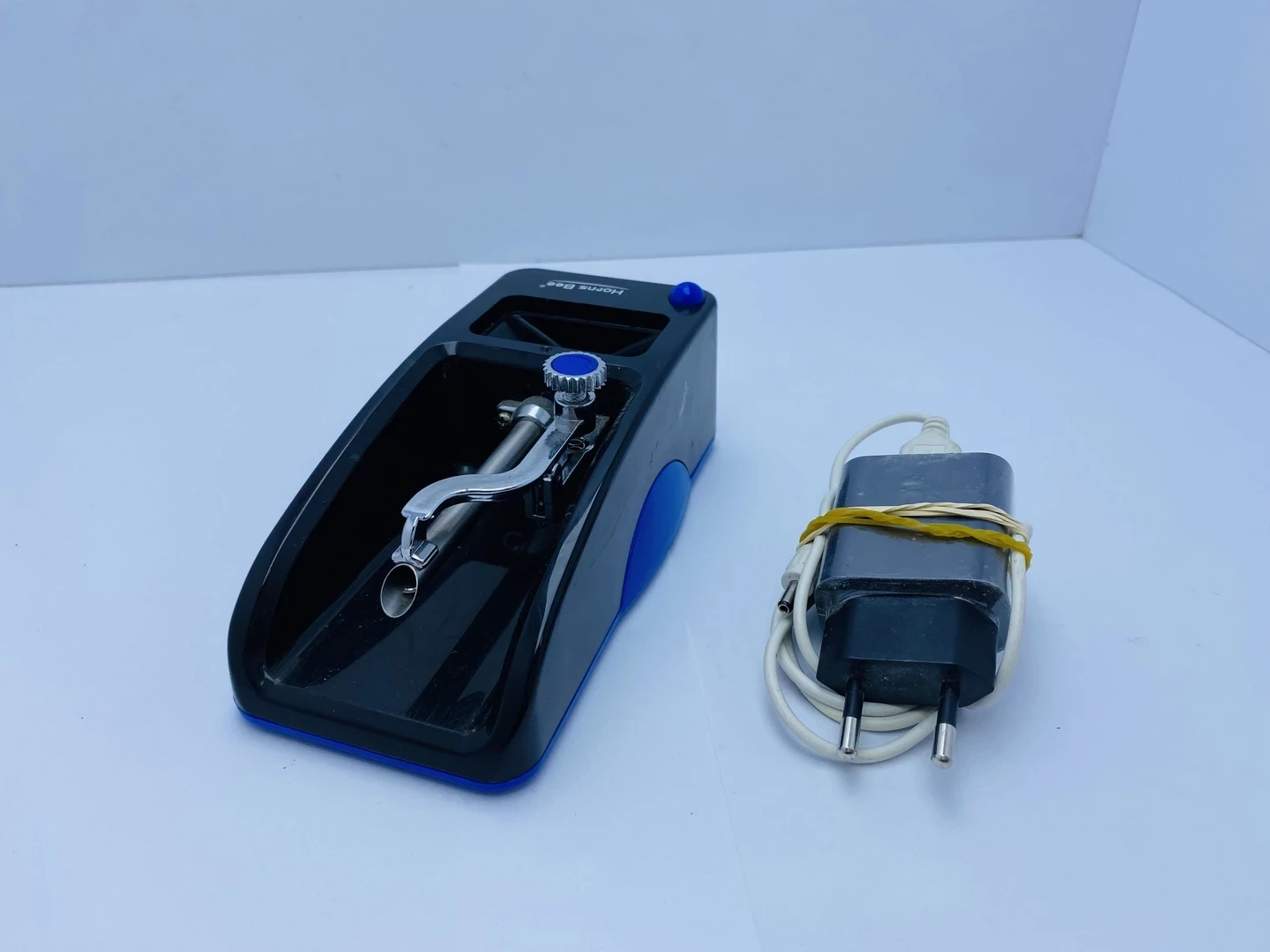 ELEKTRYTCZNA NABIJARKA DO PAPIEROSÓW HORNS BEE Nabijarki Loombard.pl