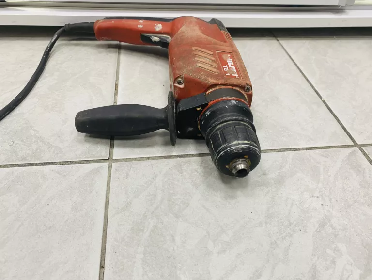 MŁOTOWIERTARKA HILTI TE 1