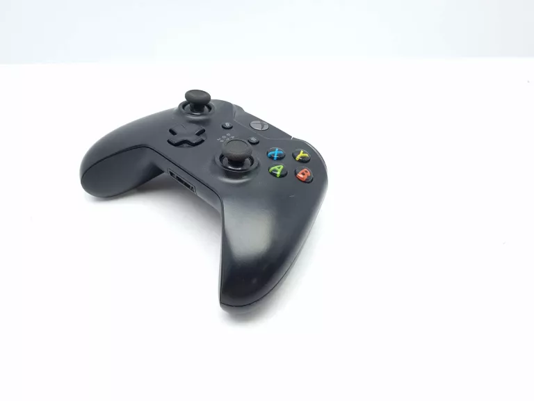 pad-microsoft-xbox-series-kontroler-opis-kod-producenta-6cl-00002