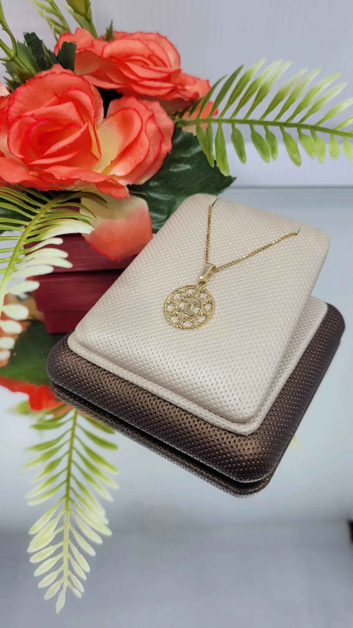 zlota-zawieszka-585-14k-160g-chanel-wyzwolenia-42-walbrzych-sj