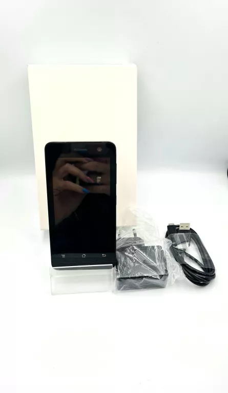 TELEFON ARCHOS 40D TITANIUM