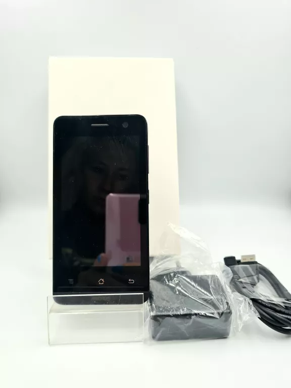 TELEFON ARCHOS 40D TITANIUM