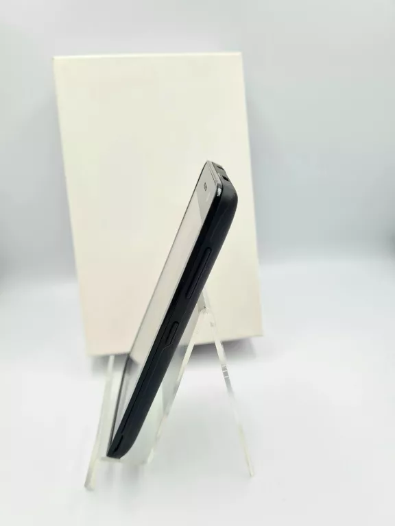 TELEFON ARCHOS 40D TITANIUM
