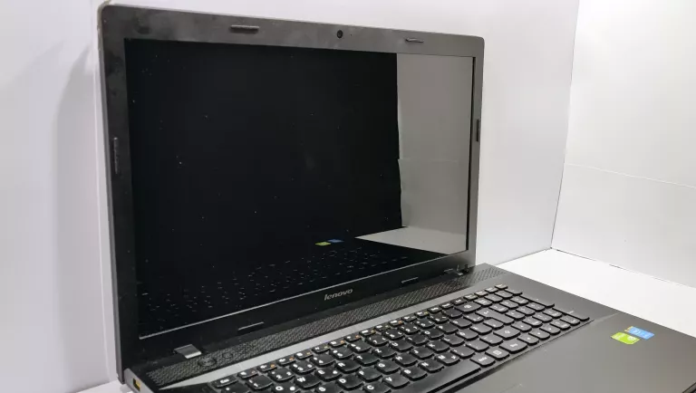 LAPTOP LENOVO G710 I5 NVIDIA GT 820M 8GB / 256GB