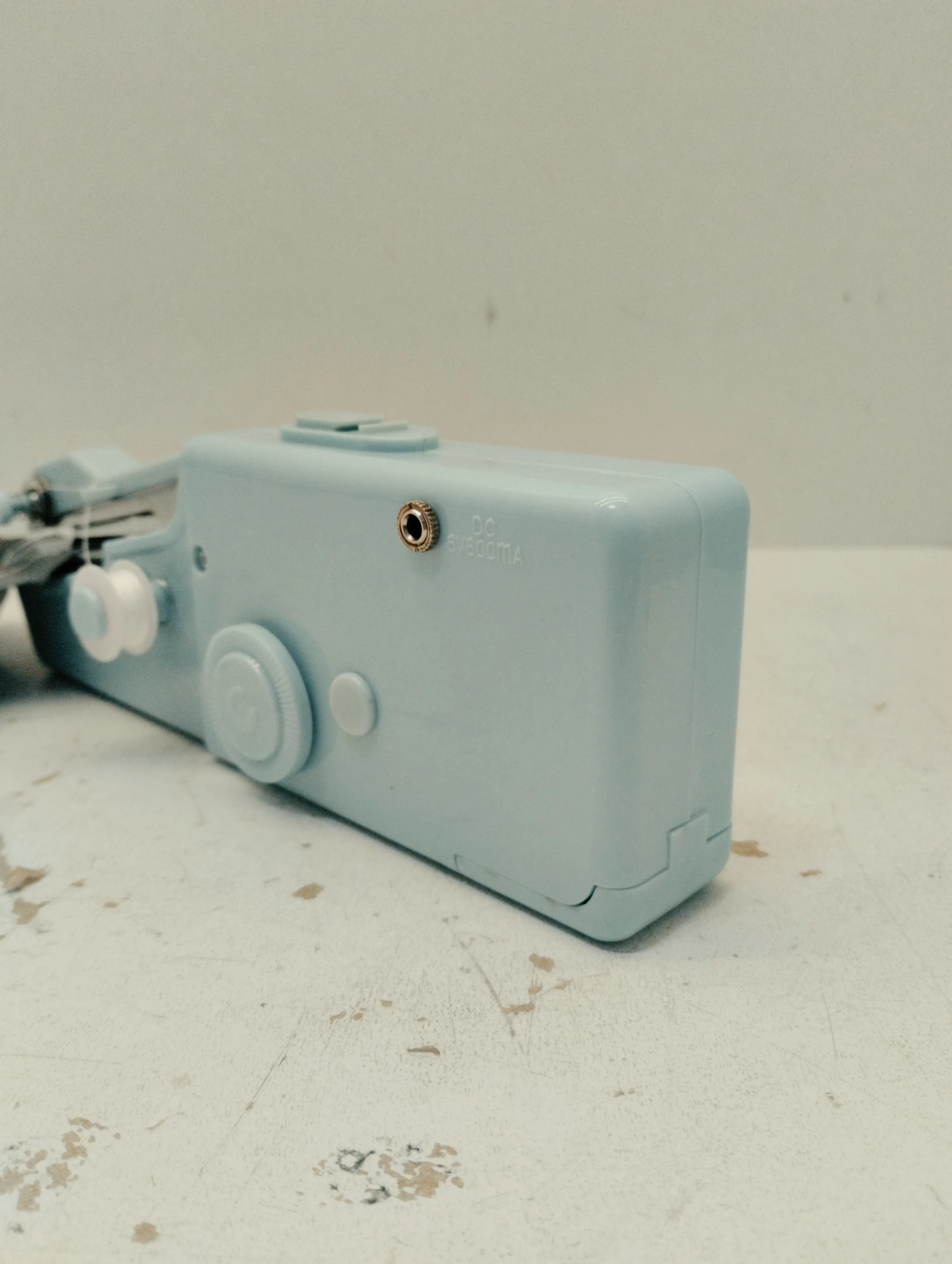 mini-maszyna-do-szycia-luxis-l204021-komplet-ean-gtin-5901785365832