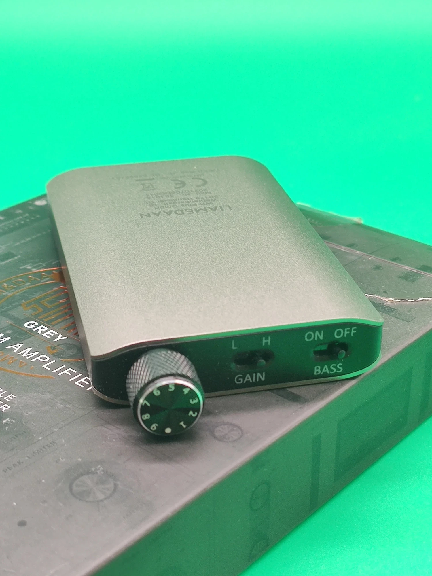 wzmacniacz-sluchawkowy-przenosny-liam-and-daan-am-marka-inna