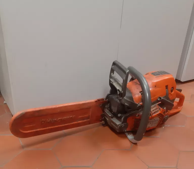 PIŁA SPALINOWA HUSQVARNA 555 XP