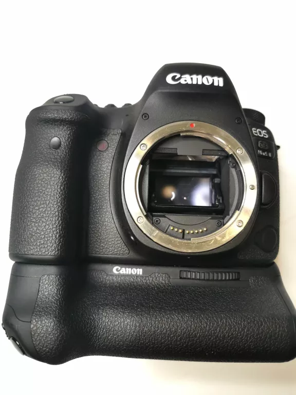 aparat-fotograficzny-lustrzanka-ean-gtin-4549292083903