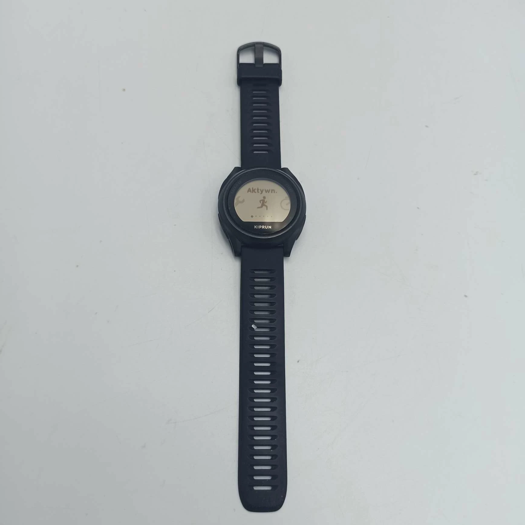 zegarek-sportowy-kiprun-gps-550-z-kablem-funkcje-krokomierz