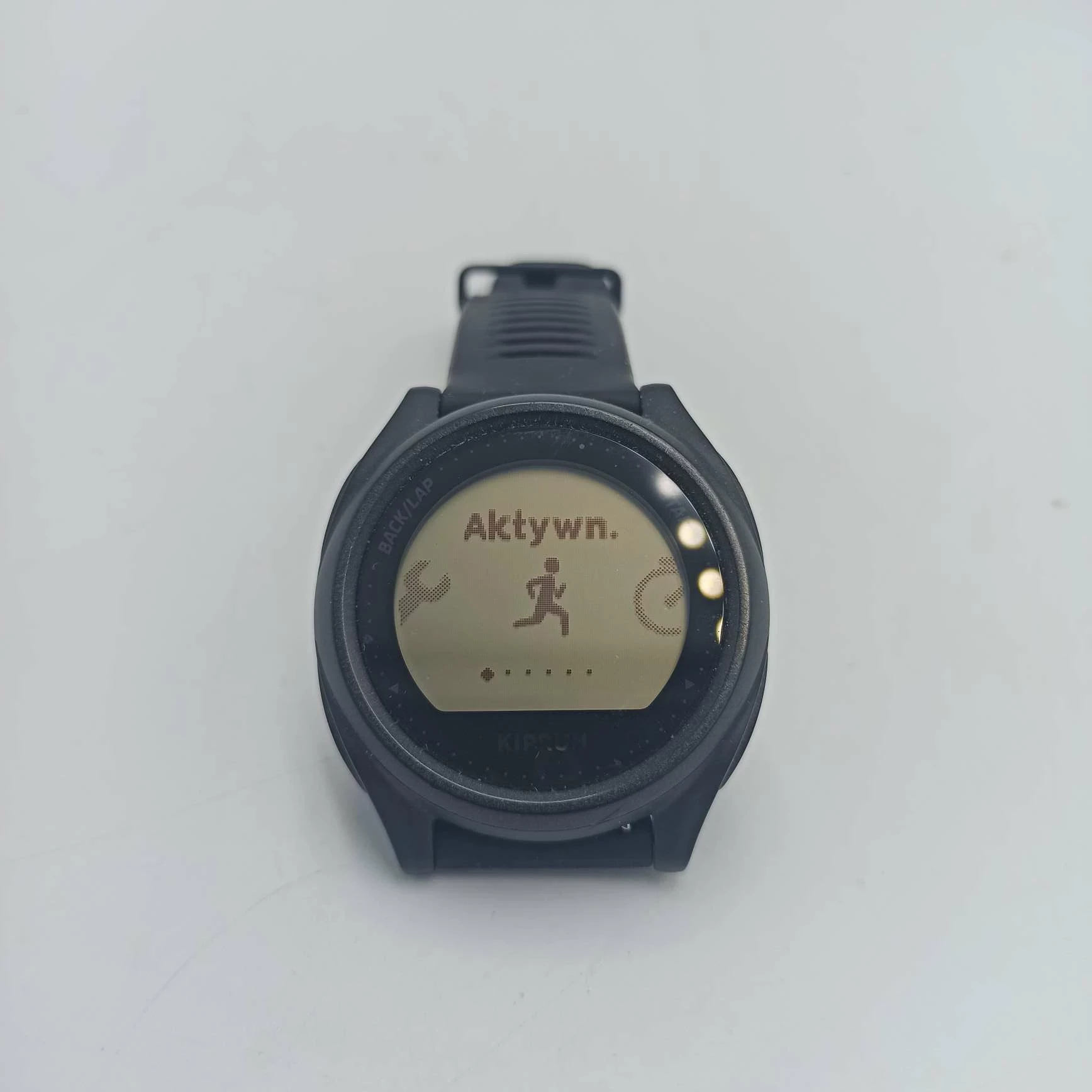 zegarek-sportowy-kiprun-gps-550-z-kablem-stan-uzywany