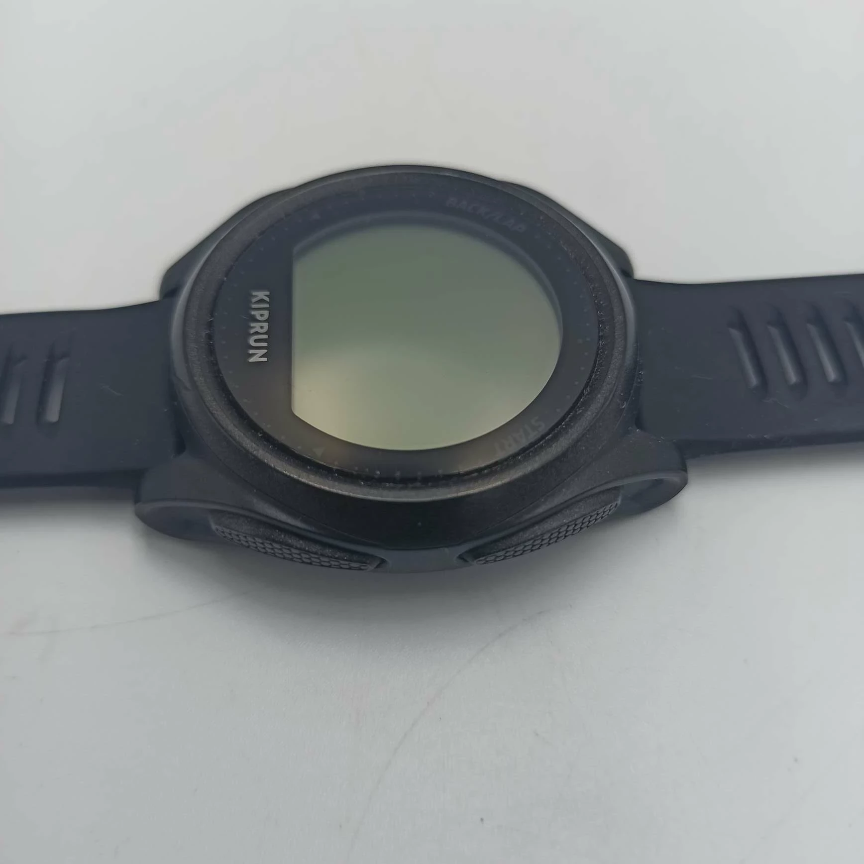 zegarek-sportowy-kiprun-gps-550-z-kablem-kod-producenta-8527652