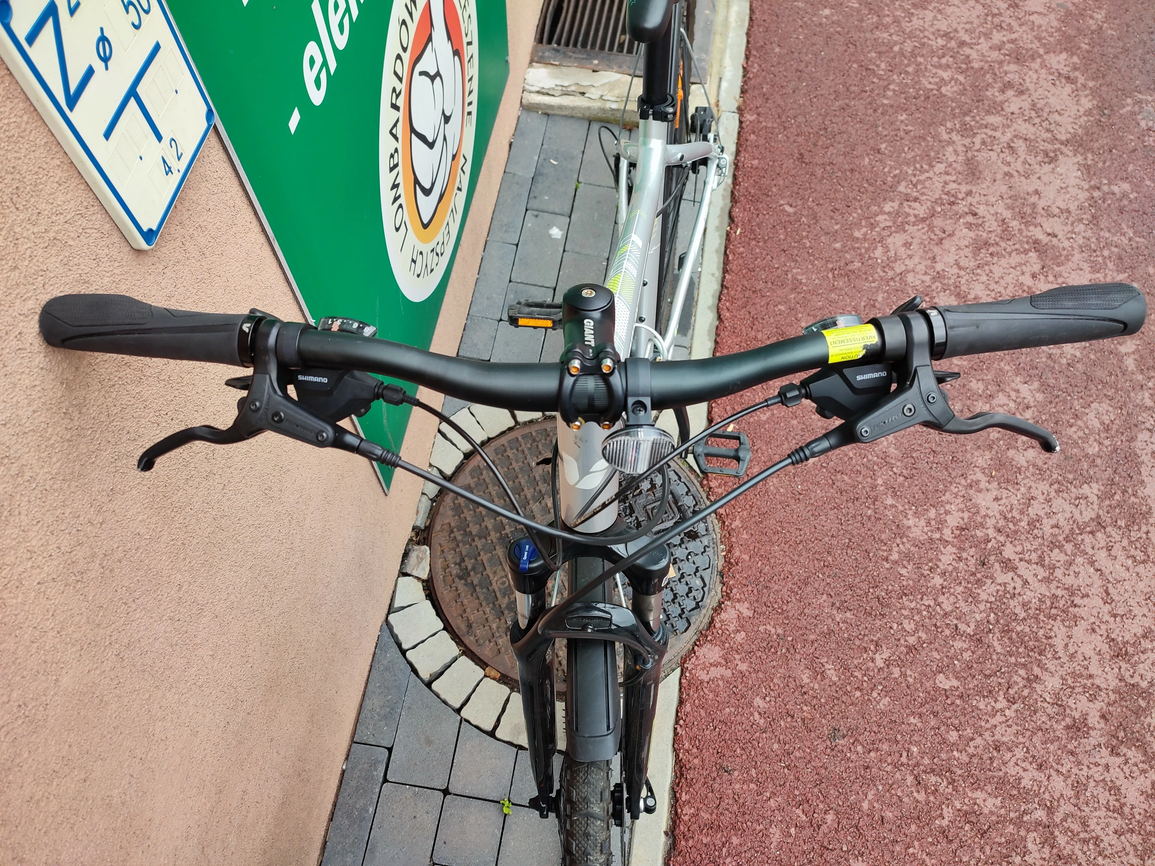 rower-giant-liv-rove-3-polecamy-marka-inna