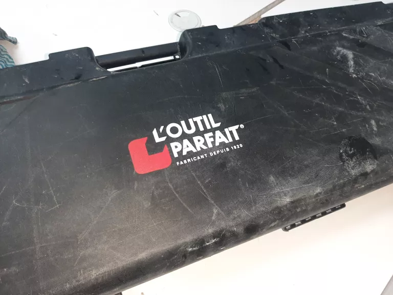 ZESTAW SZPACHELEK DO GŁADZI FIRMY L’OUTIL PARFAIT