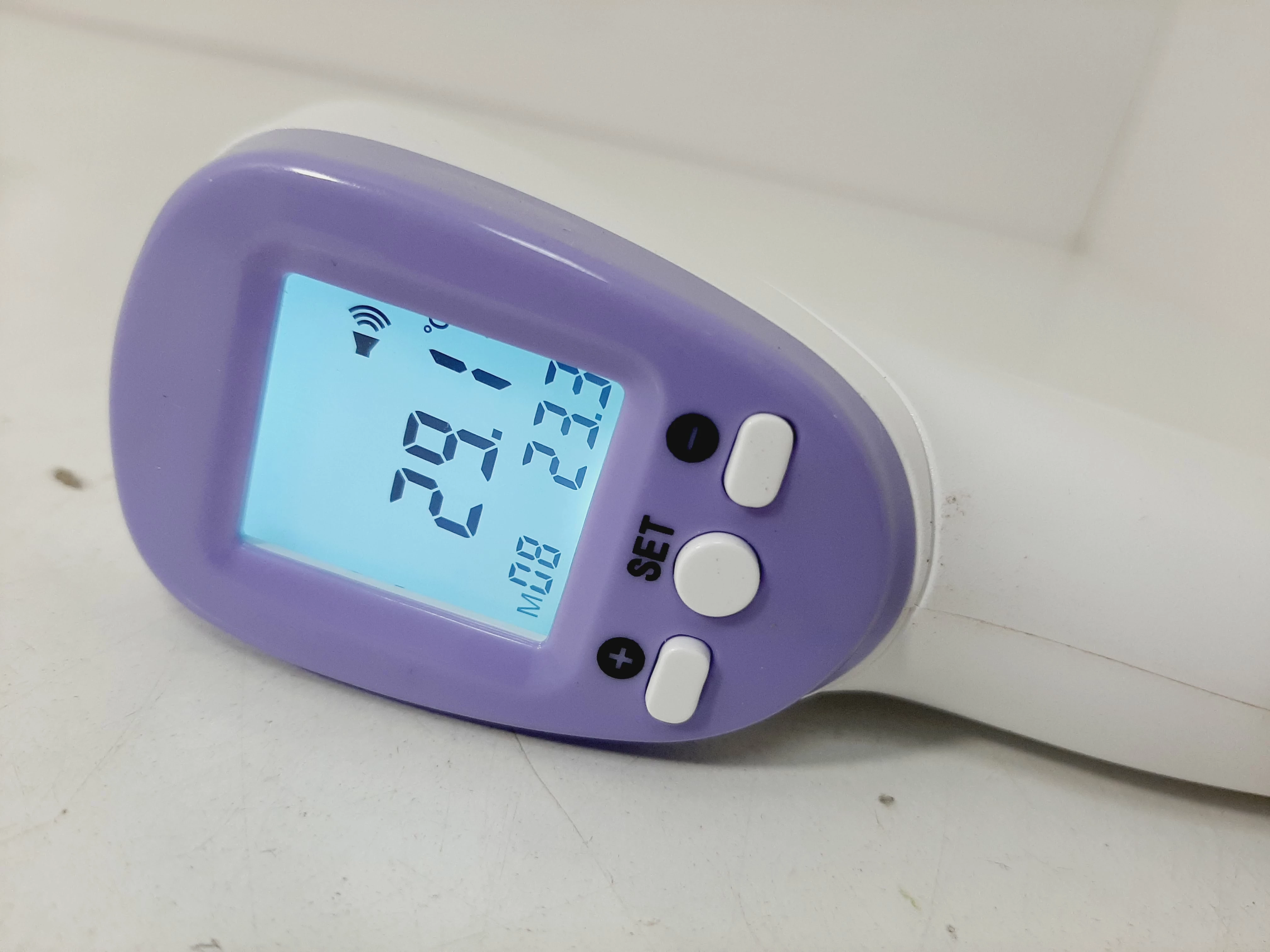 termometr-bezdotykowy-easy-go-smiki-paragon-rodzaj-bezdotykowy